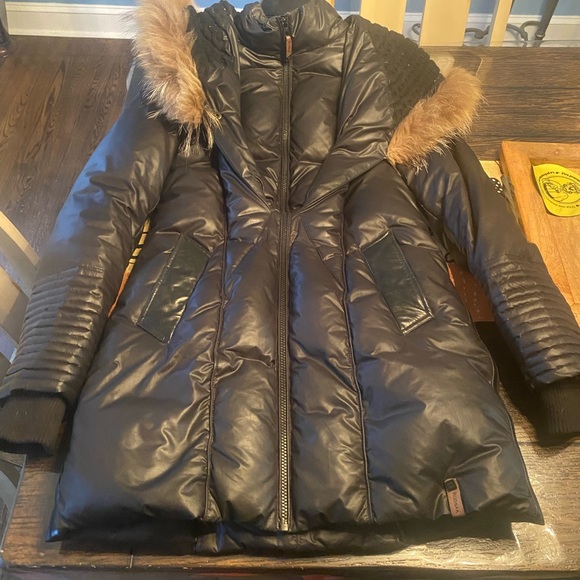 RUDSAK medium coat with real fur (not removable) - Picture 2 of 14